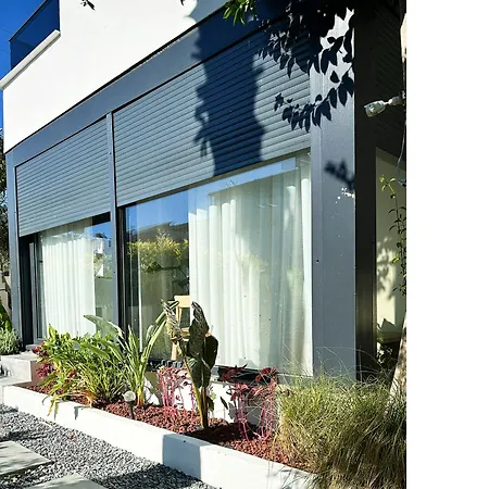 Leos Apart1 Apartman