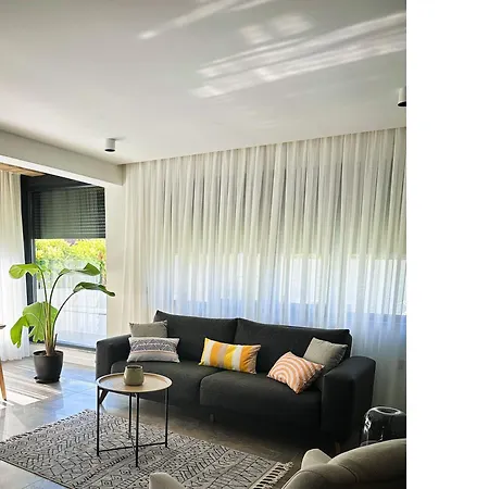 Apartament Leos Apart1
