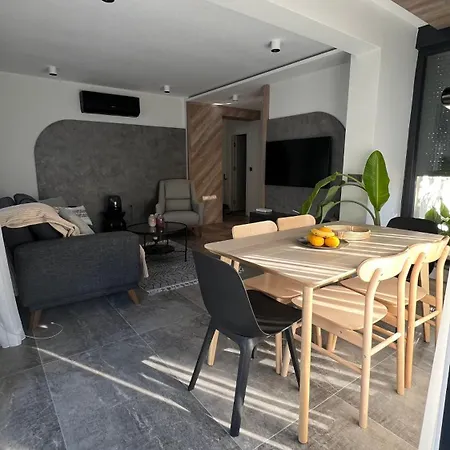 Leos Apart1 Apartamento *